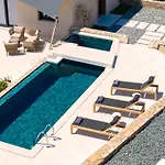 Pnoe Syros * Мегас-Ялос-Нитес