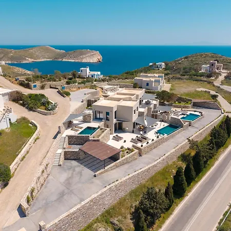 Βίλα Pnoe Syros