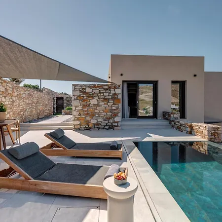 Pnoe Syros Villa *