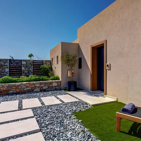 Pnoe Syros Villa *