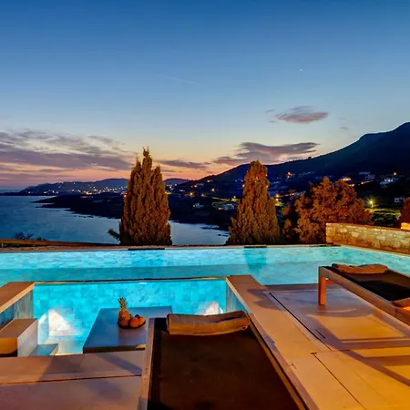 Villa Pnoe Syros *