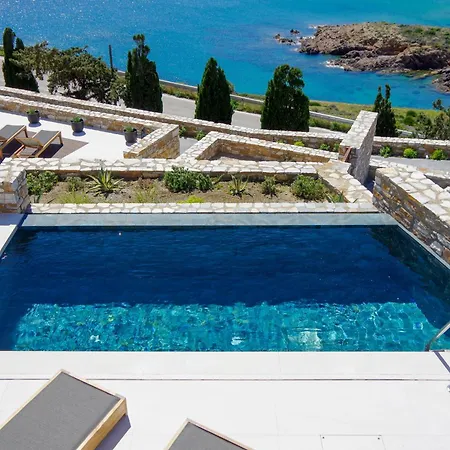 Villa Pnoe Syros